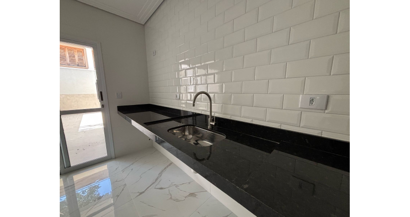 Lindo Sobrado novo à venda no Bairro do Parque São Domingos na Rua Agostinho dos Santos 306,