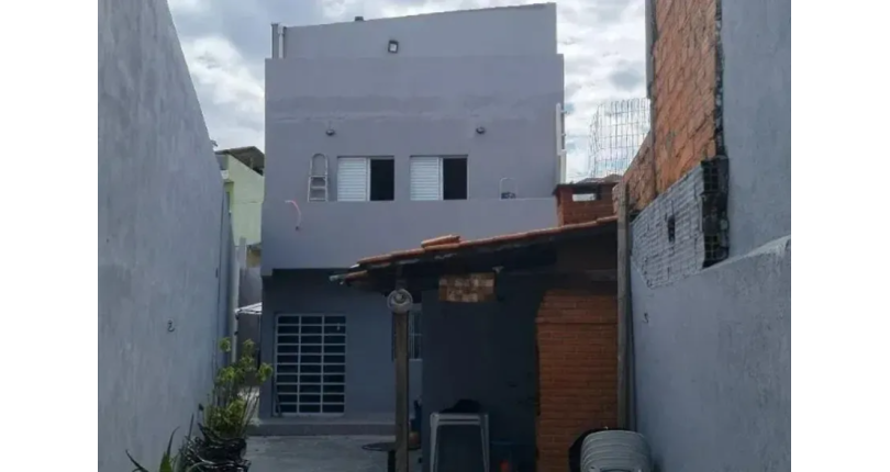 Belo Sobrado à venda no Bairro do Piqueri na Rua Manuel de Carvalho,