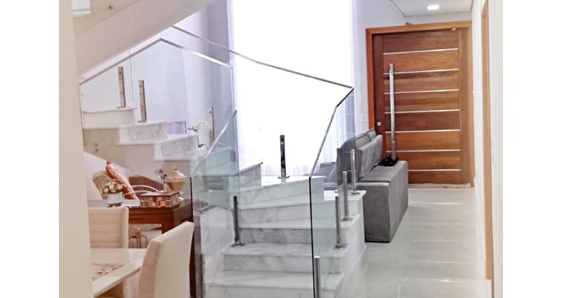 Belo Sobrado à venda em Bragança Paulista no Bairro do Condomínio Portal da Serra 