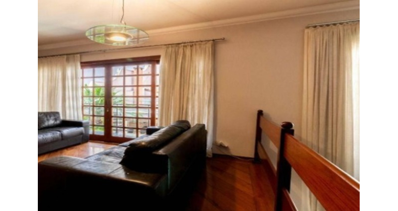 Belíssimo Sobrado à venda no Bairro do City América na Rua Jose Rebouças de Carvalho