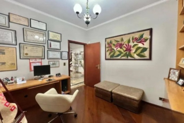 Lindo Sobrado à venda no Bairro do City América na Rua Emir Nogueira,