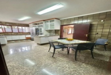 Lindo Sobrado à venda no Bairro do City América na Rua Emir Nogueira,