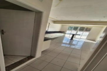 Belo Sobrado à venda no Bairro do Conjunto Residencial Vista Verde