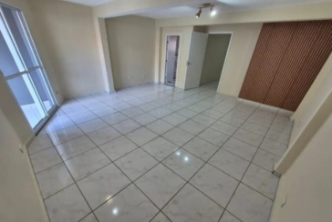 Belo Sobrado à venda no Bairro do Conjunto Residencial Vista Verde