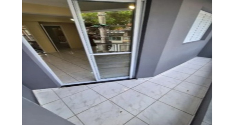 Belo Sobrado à venda no Bairro do Conjunto Residencial Vista Verde