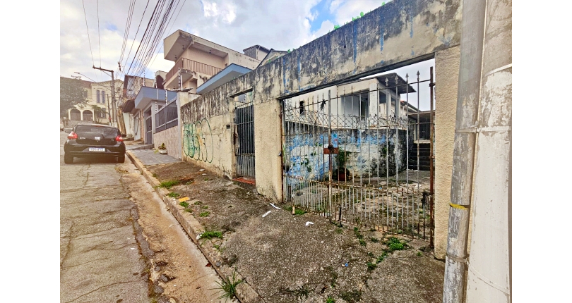 Terreno à venda no Bairro do Vila Pereira Barreto na Rua José China