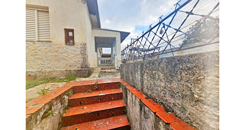 Terreno à venda no Bairro do Vila Pereira Barreto na Rua José China