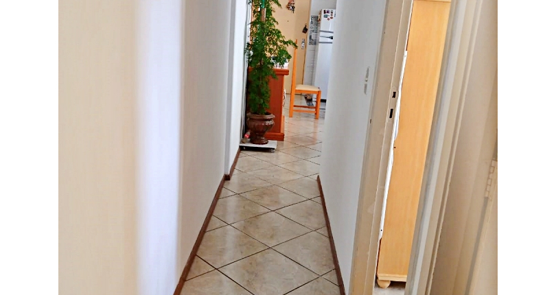 Belo Apartamento à venda no Bairro do Jardim Regina na Avenida Agenor Couto de Magalhães 222,