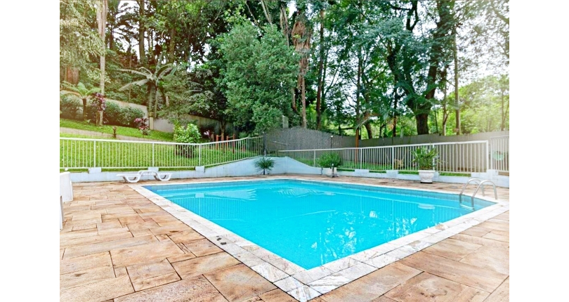 Belo Apartamento à venda no Bairro do Jardim Regina na Avenida Agenor Couto de Magalhães 222,