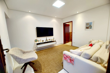 Ótima Casa Térrea à venda no Bairro da Chácara São João na Rua Barra do Garça