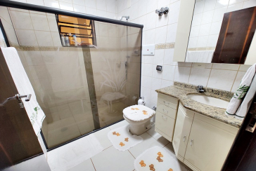 Ótima Casa Térrea à venda no Bairro da Chácara São João na Rua Barra do Garça