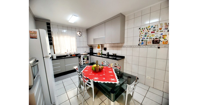 Ótima Casa Térrea à venda no Bairro da Chácara São João na Rua Barra do Garça