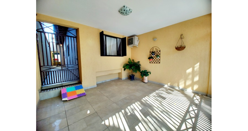 Ótima Casa Térrea à venda no Bairro da Chácara São João na Rua Barra do Garça