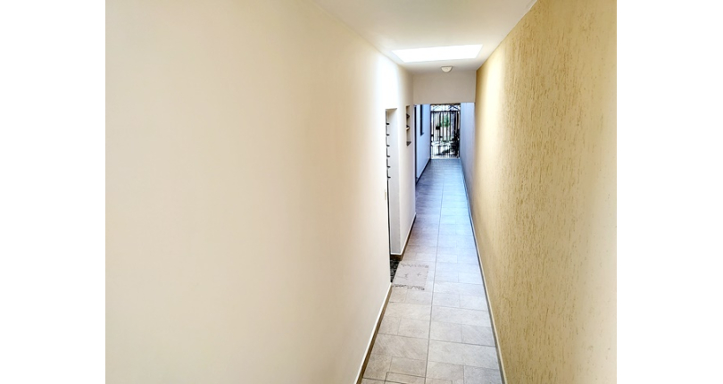 Ótima Casa Térrea à venda no Bairro da Chácara São João na Rua Barra do Garça