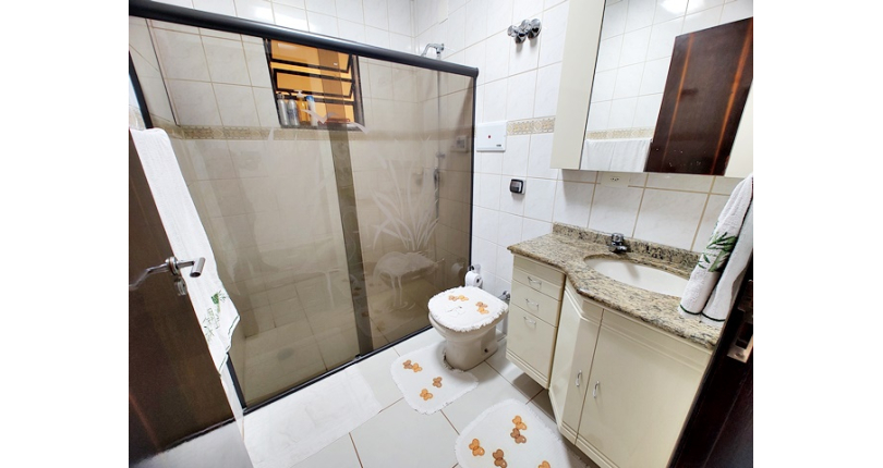 Ótima Casa Térrea à venda no Bairro da Chácara São João na Rua Barra do Garça