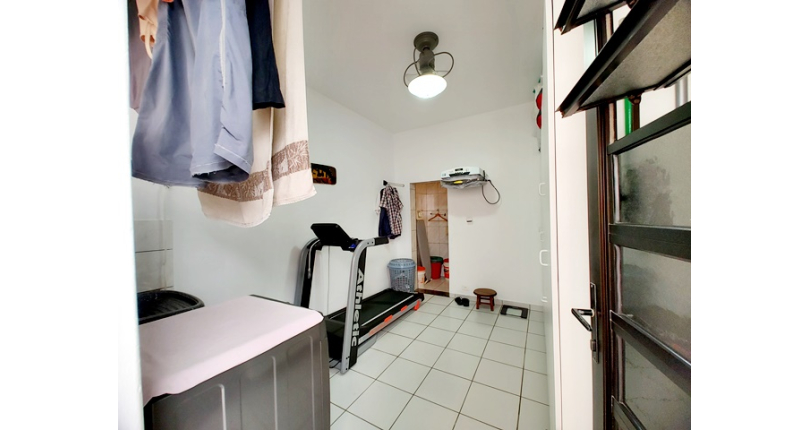 Ótima Casa Térrea à venda no Bairro da Chácara São João na Rua Barra do Garça