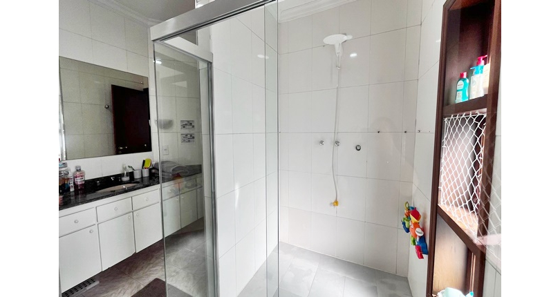 Lindo Sobrado Alto Padrão à venda no City América na Rua Desembargador Olavo Lima Guimarães