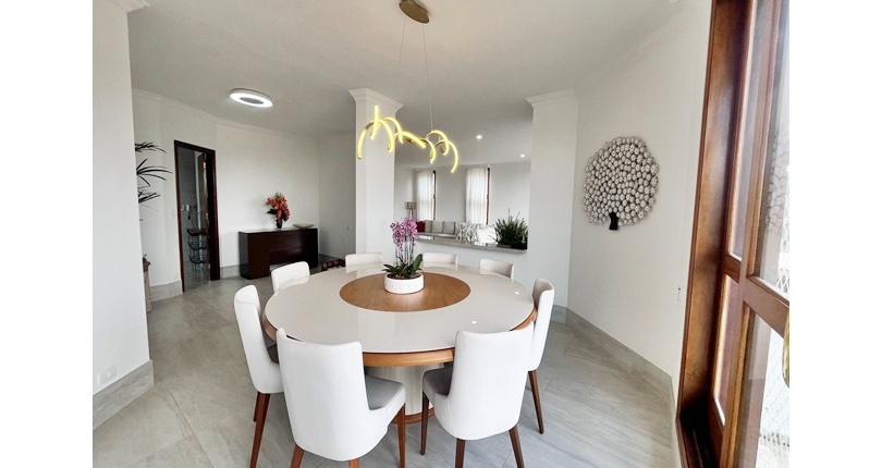 Lindo Sobrado Alto Padrão à venda no City América na Rua Desembargador Olavo Lima Guimarães