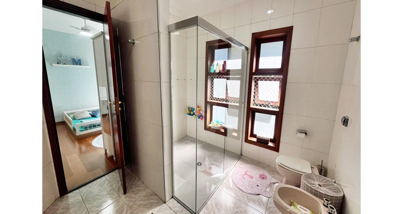 Lindo Sobrado Alto Padrão à venda no City América na Rua Desembargador Olavo Lima Guimarães