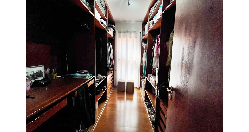 Lindo Sobrado Alto Padrão à venda no City América na Rua Desembargador Olavo Lima Guimarães