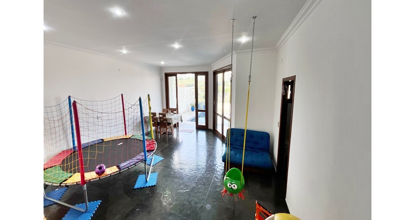 Lindo Sobrado Alto Padrão à venda no City América na Rua Desembargador Olavo Lima Guimarães