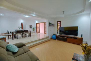 Bela Casa à venda no Jardim Líbano na Rua Benedito Gama Ricardo