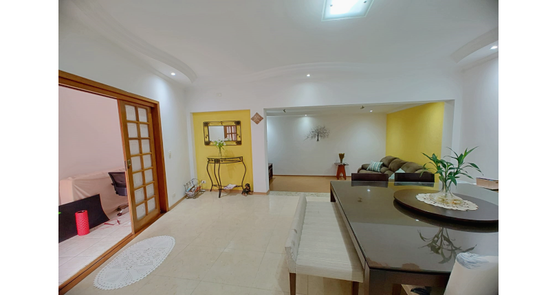 Bela Casa à venda no Jardim Líbano na Rua Benedito Gama Ricardo