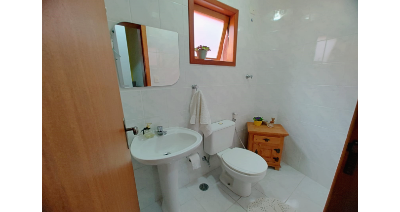 Bela Casa à venda no Jardim Líbano na Rua Benedito Gama Ricardo