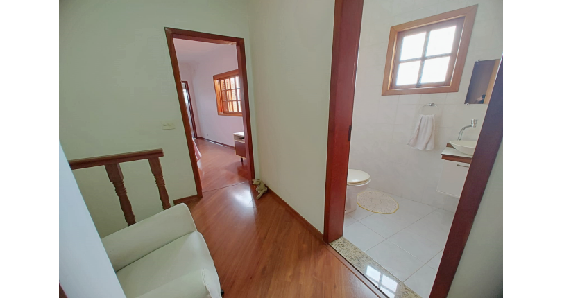 Bela Casa à venda no Jardim Líbano na Rua Benedito Gama Ricardo