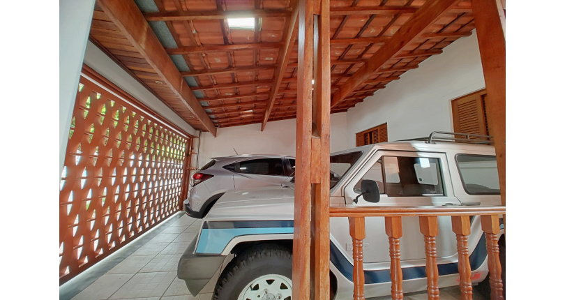 Bela Casa à venda no Jardim Líbano na Rua Benedito Gama Ricardo