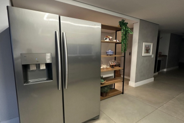 LINDO Sobrado à venda no Bairro do Conjunto Residencial Vista Verde na Rua José Carlos de Resende