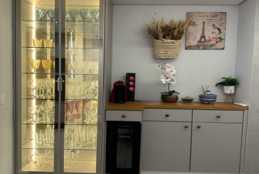 LINDO Sobrado à venda no Bairro do Conjunto Residencial Vista Verde na Rua José Carlos de Resende