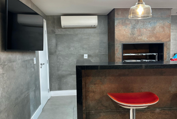 LINDO Sobrado à venda no Bairro do Conjunto Residencial Vista Verde na Rua José Carlos de Resende