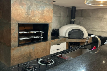 LINDO Sobrado à venda no Bairro do Conjunto Residencial Vista Verde na Rua José Carlos de Resende