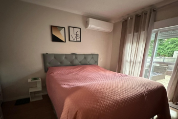 LINDO Sobrado à venda no Bairro do Conjunto Residencial Vista Verde na Rua José Carlos de Resende