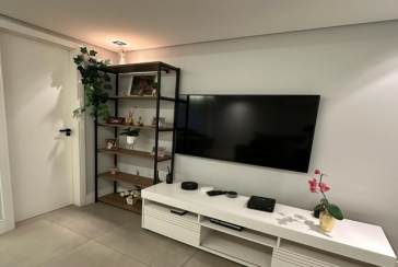 LINDO Sobrado à venda no Bairro do Conjunto Residencial Vista Verde na Rua José Carlos de Resende