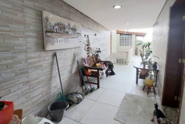 Sobrado à venda no Bairro do Parque São Domingos na Rua Doutor Odon Carlos de Figueiredo Ferraz