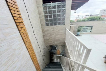 Sobrado à venda no Bairro do Parque São Domingos na Rua Doutor Odon Carlos de Figueiredo Ferraz