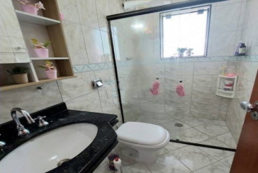 Sobrado à venda no Bairro do Parque São Domingos na Rua Doutor Odon Carlos de Figueiredo Ferraz