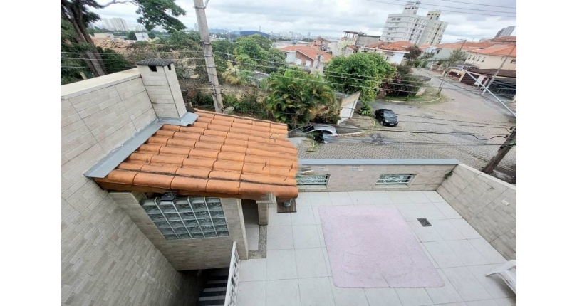 Sobrado à venda no Bairro do Parque São Domingos na Rua Doutor Odon Carlos de Figueiredo Ferraz