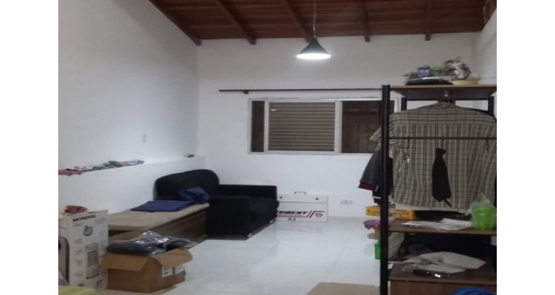 Casa Térrea à venda no Bairro da Vila Espanhola na Rua Antônio Pinto Vieira