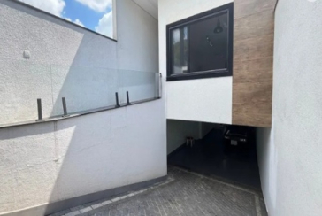 Linda Casa à venda no Bairro do City Recanto Anastácio na Rua João Ferrero Versino