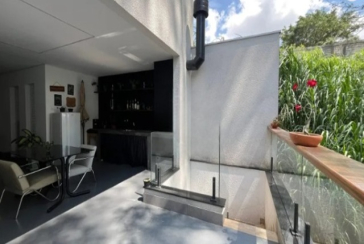 Linda Casa à venda no Bairro do City Recanto Anastácio na Rua João Ferrero Versino