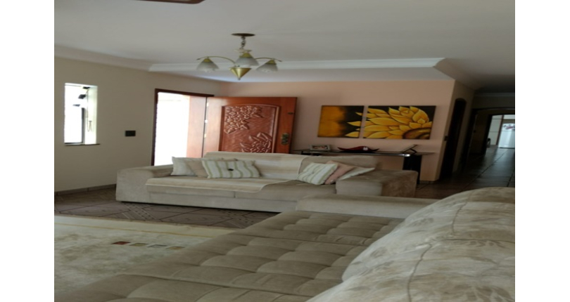 Lindo Sobrado à venda no Bairro do Parque São Domingos na Rua Homero Sales,