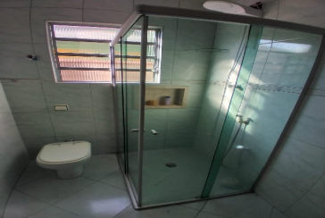 Belo Sobrado à venda no Bairro do Jardim Anhangüera na Rua Júlio Vicente Ferreira