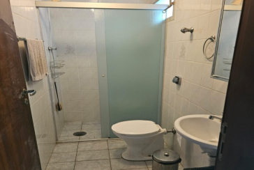 Belo Sobrado à venda no Bairro do City América na Rua Icádio,