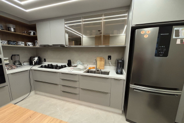 Bela Casa à venda no Bairro da Vila Guedes na Rua Confidencia Musical,