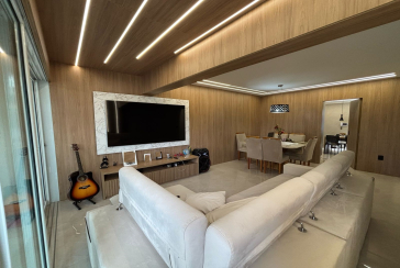 Bela Casa à venda no Bairro da Vila Guedes na Rua Confidencia Musical,