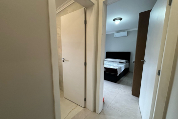 Bela Casa à venda no Bairro da Vila Guedes na Rua Confidencia Musical,