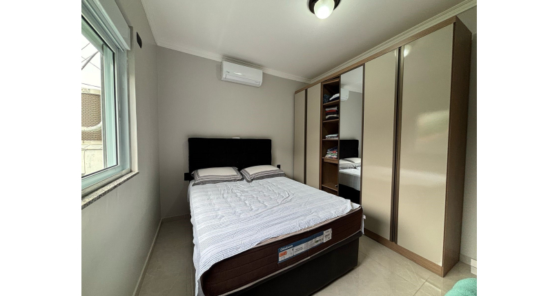 Bela Casa à venda no Bairro da Vila Guedes na Rua Confidencia Musical,